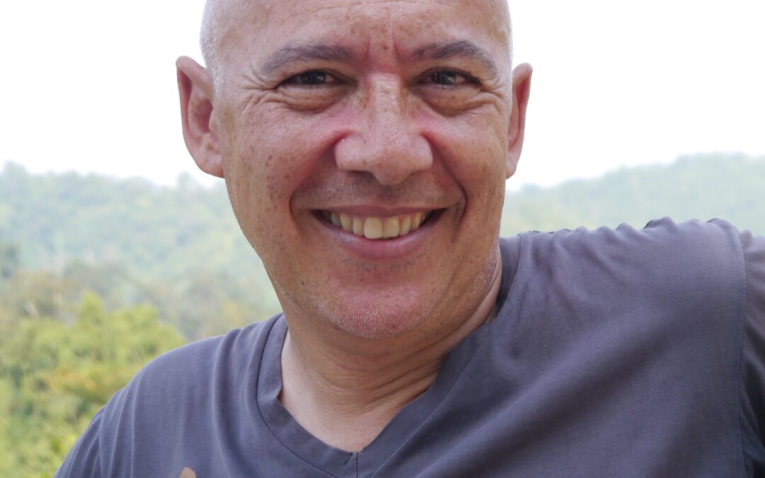 Life Without a Tie: by leadership coach and author Ray Martin