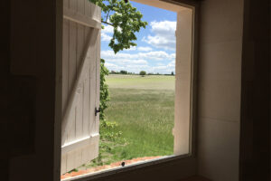 French Retreat window